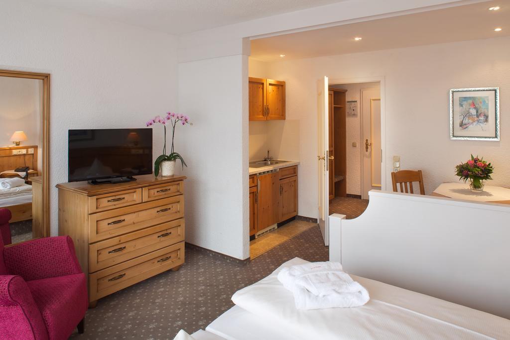 Interest Vitalhotel - Partnerbetrieb Von Oberstaufen Plus 外观 照片