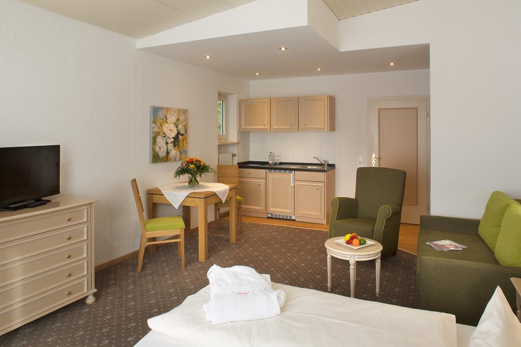 Interest Vitalhotel - Partnerbetrieb Von Oberstaufen Plus 外观 照片